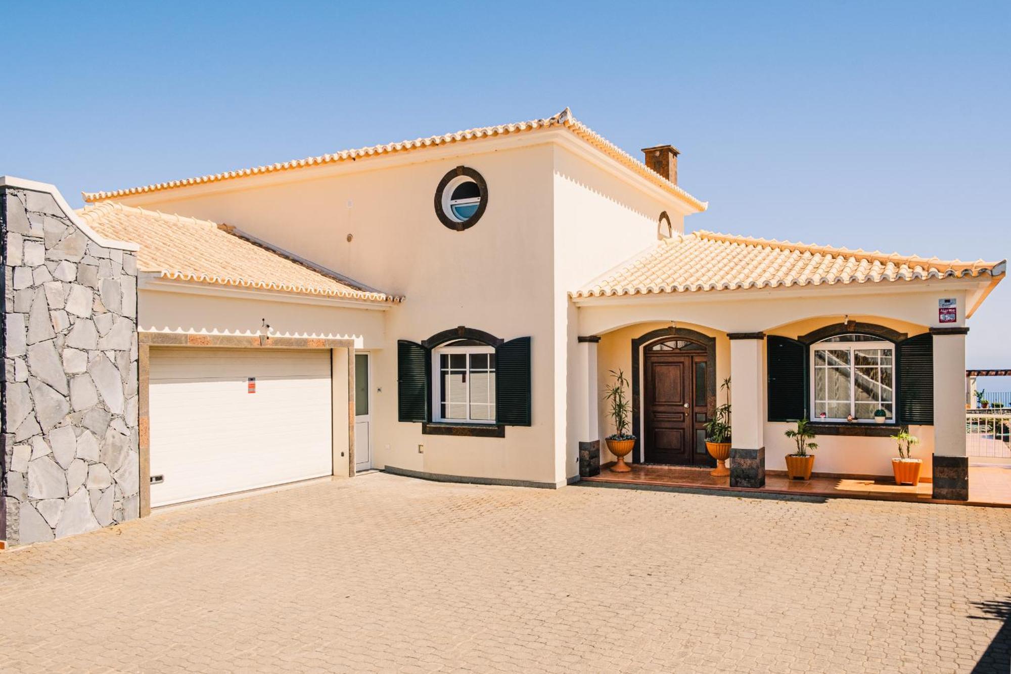 Namaste House II Apartment Funchal  Luaran gambar